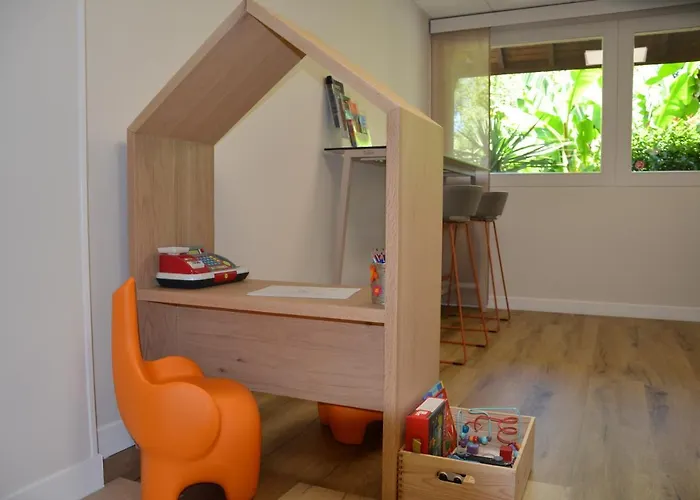 Hotell The Originals City, Amys, Tarbes Sud Odos