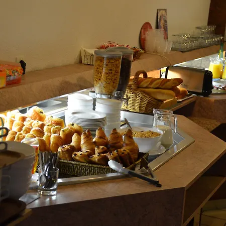 Hotel The Originals City, Amys, Tarbes Sud Odos