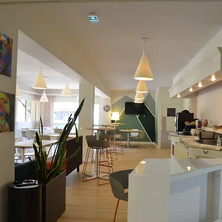 Hotell The Originals City, Amys, Tarbes Sud