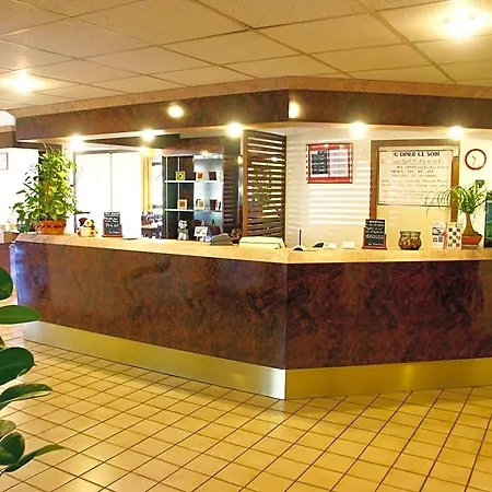ホテル The Originals City, Amys, Tarbes Sud 3*