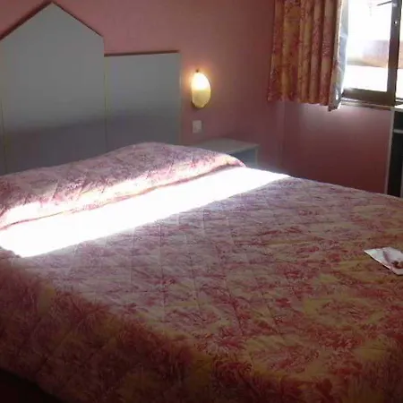 Otel The Originals City, Amys, Tarbes Sud